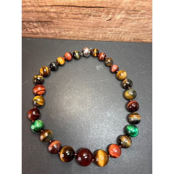Multi color tiger eye graduated necklace with 925 magnetic clasp - Picture 12 of 14